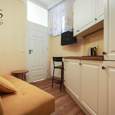Mini Apartment In The City Centre, Old Town Krakow Bagian luar foto