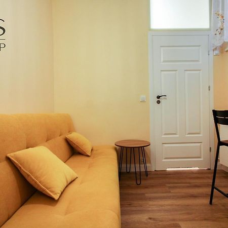 Mini Apartment In The City Centre, Old Town Krakow Bagian luar foto