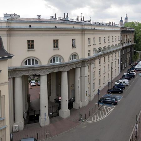Mini Apartment In The City Centre, Old Town Krakow Bagian luar foto